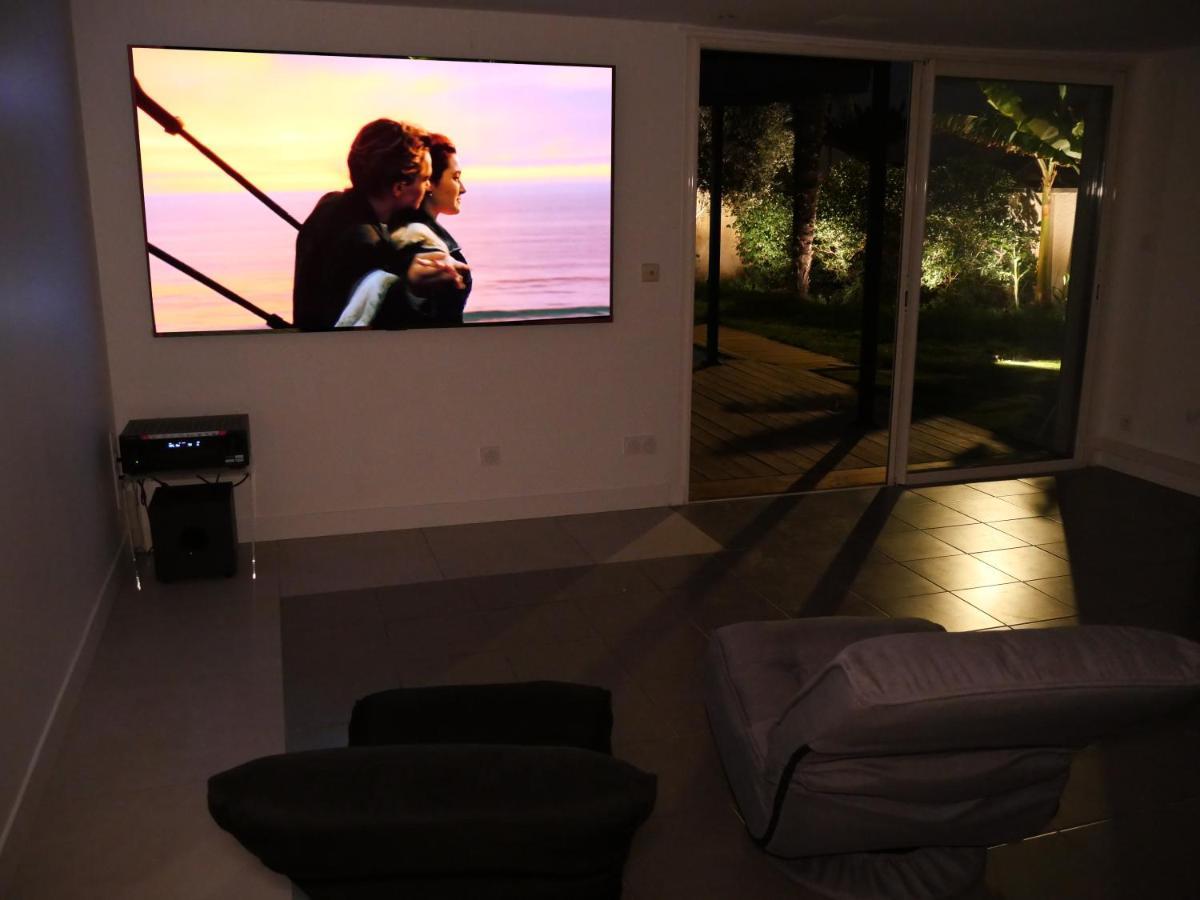 Unique! Jacuzzi Prive 35°C + Cinema Villa Entiere Meyzieu Exterior foto